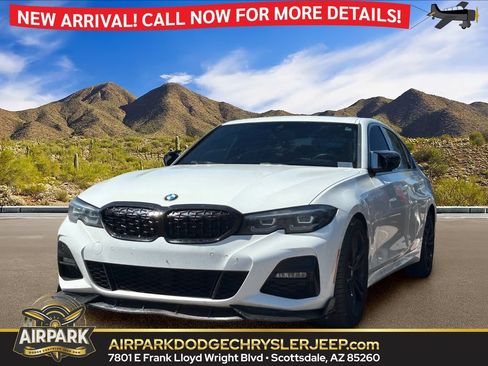 Used 2022 BMW 330i Sedan w/ M Sport Package RWD image 1