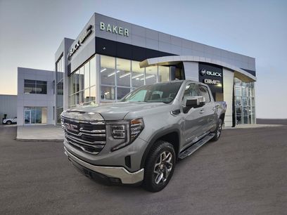 New 2026 GMC Sierra 1500 SLT w/ SLT Premium Package