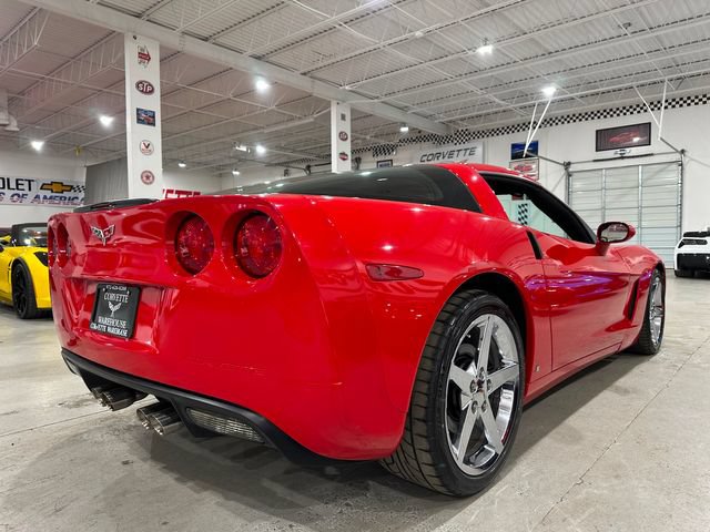 Used 2007 Chevrolet Corvette Coupe w/ Preferred Equipment Group RWD image 3