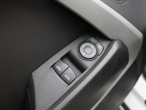 Used 2019 Chevrolet Camaro LT RWD image 14
