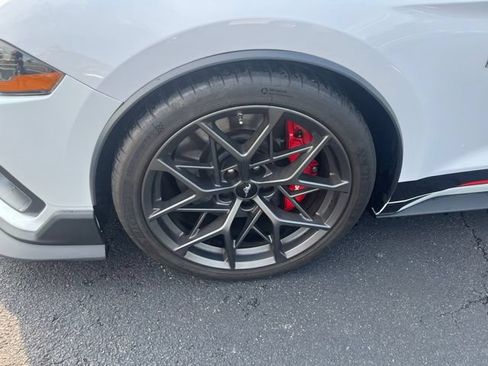 Used 2021 Ford Mustang Mach 1 w/ Mach 1 Handling Package RWD image 5