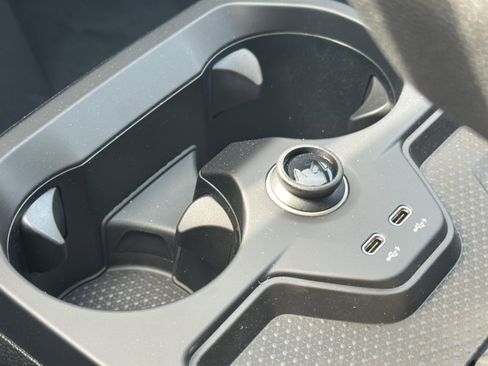 New 2026 BMW iX xDrive45 image 25