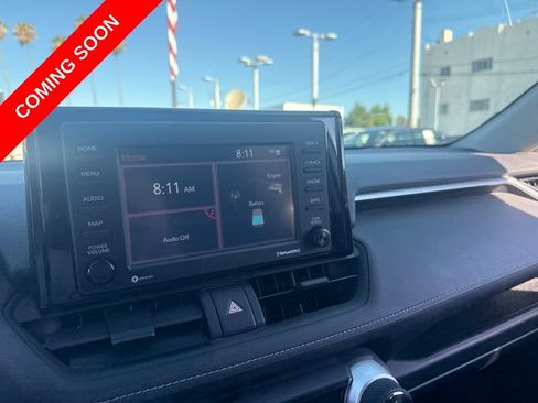 Used 2020 Toyota RAV4 LE w/ Carpet Mat Package AWD/4WD image 27