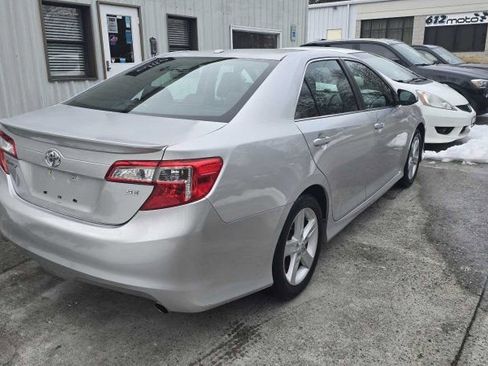 Used 2013 Toyota Camry SE FWD image 5