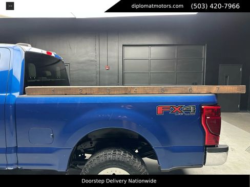 Used 2022 Ford F250 XLT w/ FX4 Off-Road Package image 26