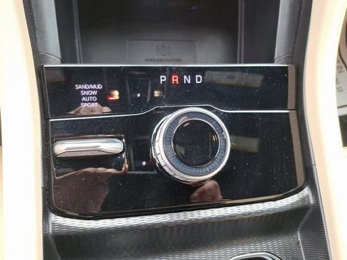 Used 2024 Jeep Grand Cherokee Limited w/ Luxury Tech Group II AWD/4WD image 20