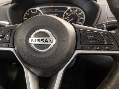 Used 2022 Nissan Altima 2.5 SV FWD image 29