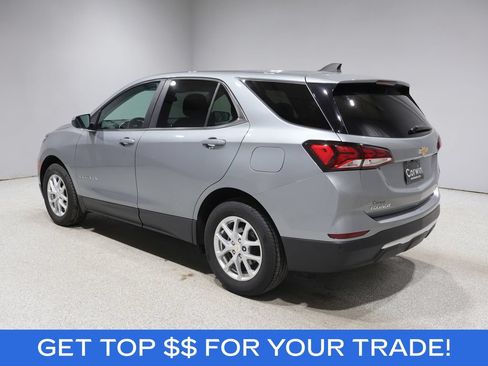 Used 2024 Chevrolet Equinox LT AWD/4WD image 4
