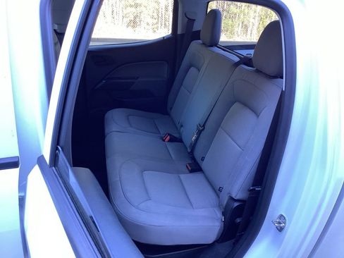 Used 2022 Chevrolet Colorado W/T w/ WT Convenience Package image 34