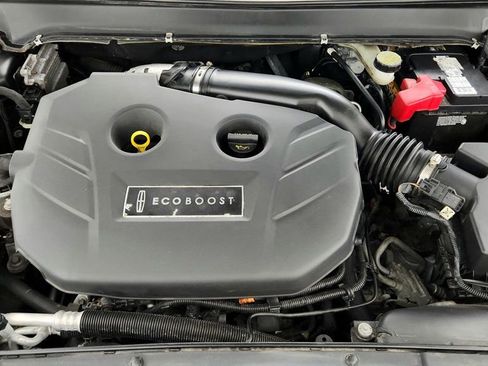 Used 2013 Lincoln MKZ image 27