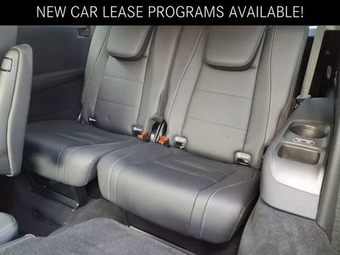 Certified 2026 Mercedes-Benz GLS 450 4MATIC image 18