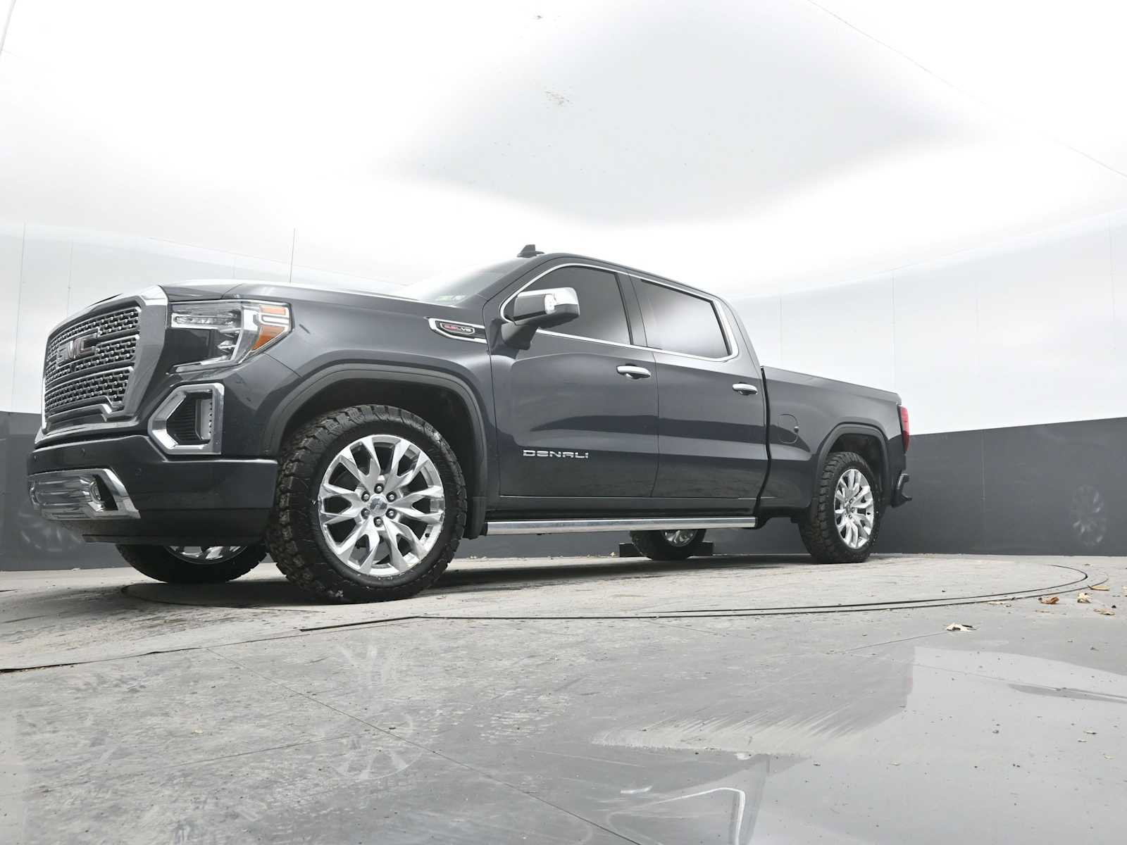 Used 2021 GMC Sierra 1500 Denali w/ Denali Ultimate Package AWD/4WD image 27