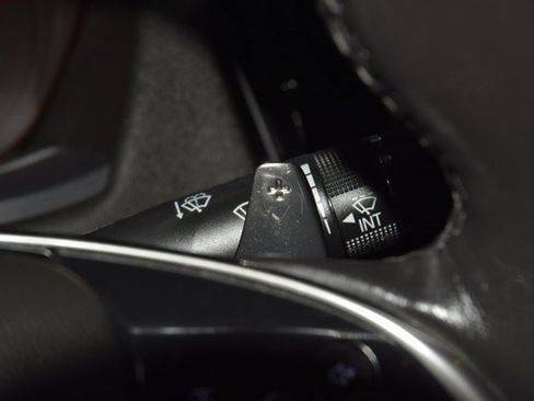 Used 2017 Cadillac ATS V w/ Luxury Package image 39