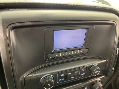 Used 2017 Chevrolet Silverado 2500 W/T w/ WT Convenience Package AWD/4WD image 24
