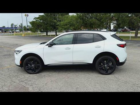 Used 2022 Buick Envision Essence w/ Technology Package II FWD image 33