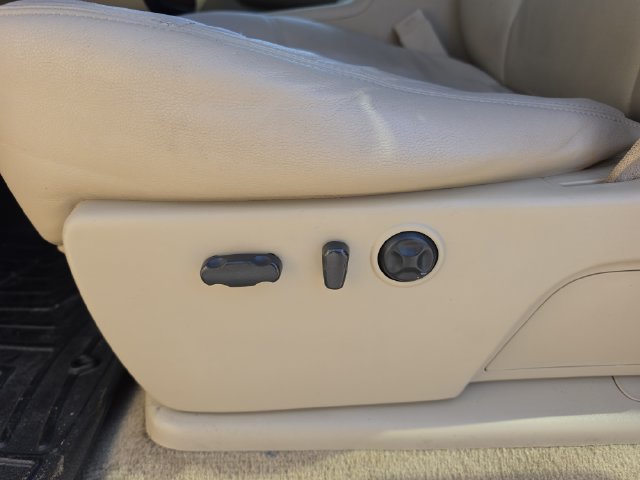 Used 2008 Chevrolet Silverado 2500 LTZ w/ Safety Package AWD/4WD image 24