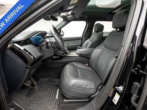 Used 2024 Land Rover Range Rover Sport Dynamic SE AWD/4WD image 12