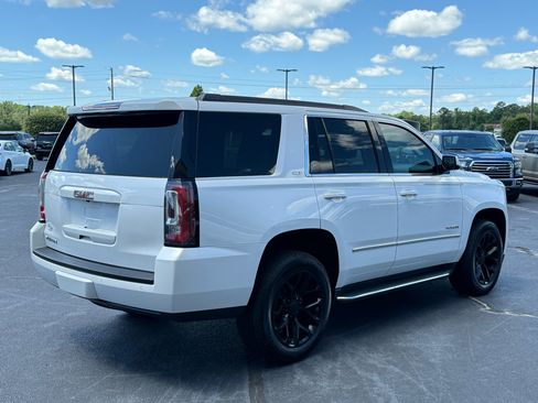 Used 2019 GMC Yukon SLT w/ HD Trailering Package image 5
