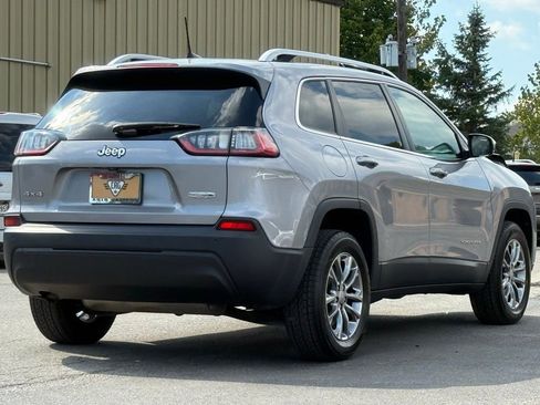 Used 2019 Jeep Cherokee Latitude Plus w/ Comfort/Convenience Group image 4