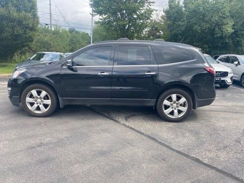 Used 2017 Chevrolet Traverse LT w/ Style and Technology Package AWD/4WD image 7
