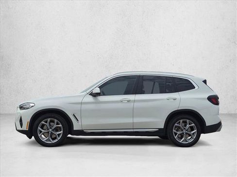 Used 2024 BMW X3 sDrive30i w/ Premium Package RWD image 9