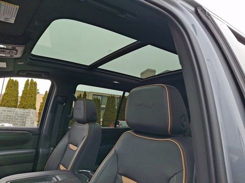 Used 2022 GMC Yukon AT4 image 14