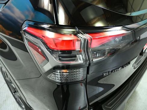 Used 2025 Subaru Forester Limited image 12