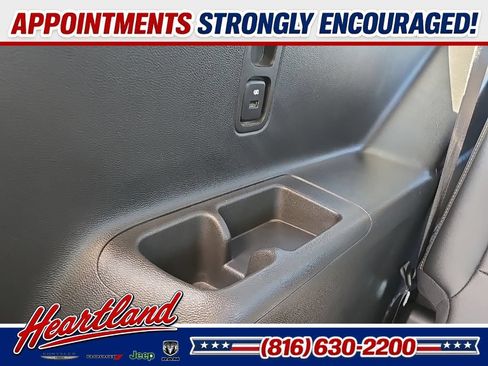 Used 2021 Chevrolet Traverse Premier AWD/4WD image 88