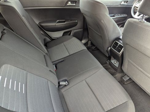 Used 2021 Kia Sportage LX w/ LX Fwd Popular Package image 11