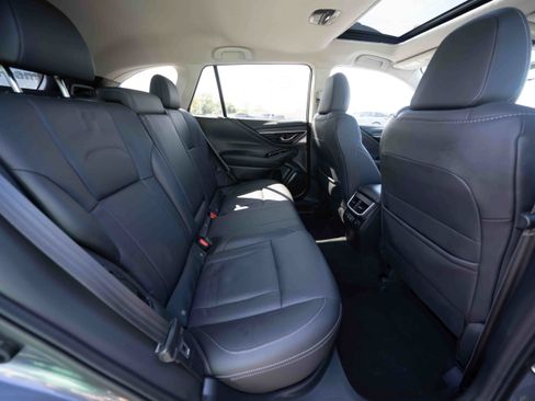 Used 2022 Subaru Outback Limited AWD/4WD image 25