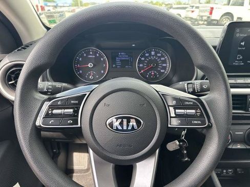 Used 2020 Kia Forte LXS FWD image 24