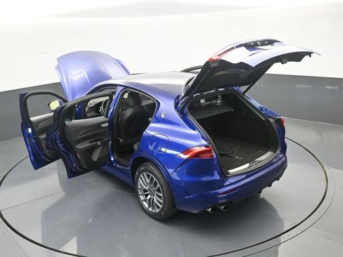 Used 2024 Maserati Grecale GT image 72