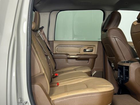 Used 2024 RAM 2500 Limited AWD/4WD image 11