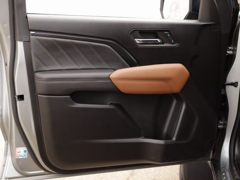 Used 2023 GMC Canyon AT4 image 26