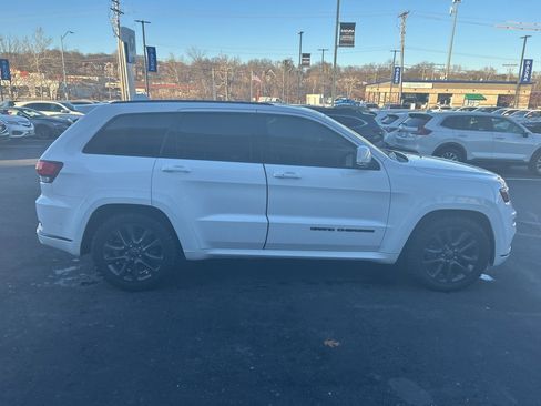 Used 2018 Jeep Grand Cherokee High Altitude image 4