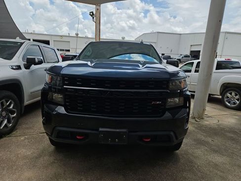Used 2020 Chevrolet Silverado 1500 Custom Trail Boss w/ Custom Convenience Package AWD/4WD image 2