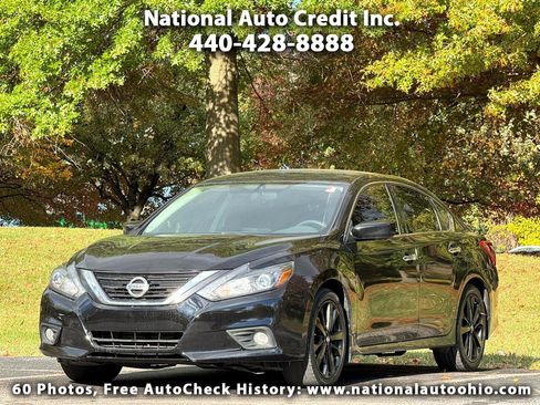 Used 2017 Nissan Altima 2.5 SR w/ Midnight Edition Package FWD image 1