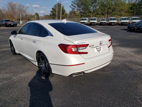 Used 2022 Honda Accord Touring image 4