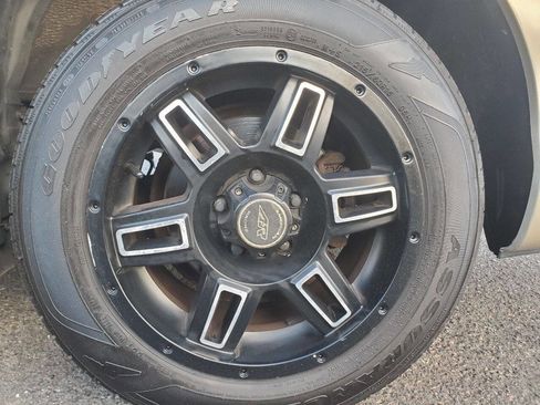 Used 2009 Toyota Sienna LE image 25