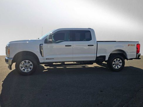 Used 2024 Ford F250 XLT w/ FX4 Off-Road Package image 6