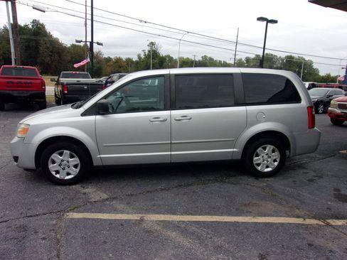Used 2010 Dodge Grand Caravan SE w/ Power Window Group image 2