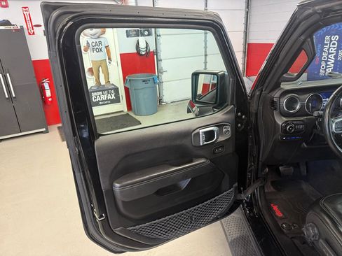 Used 2022 Jeep Wrangler Unlimited Sahara w/ Cold Weather Group image 35