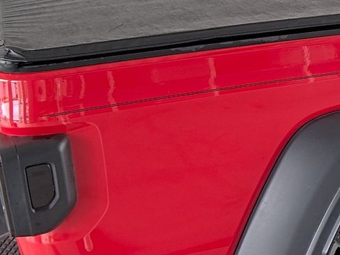 Used 2020 Jeep Gladiator Sport w/ Quick Order Package 24S image 15