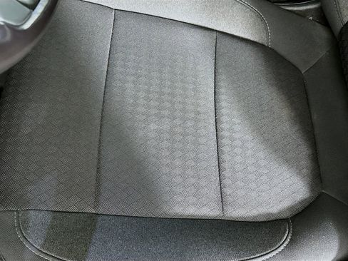 Used 2021 Chevrolet Silverado 2500 LT image 20