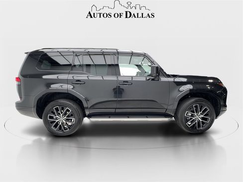 Used 2026 Lexus GX 550 image 9