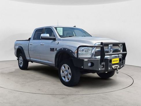 Used 2016 RAM 3500 Laramie w/ Convenience Group AWD/4WD image 7