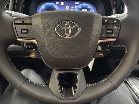 New 2026 Toyota Crown Platinum image 16