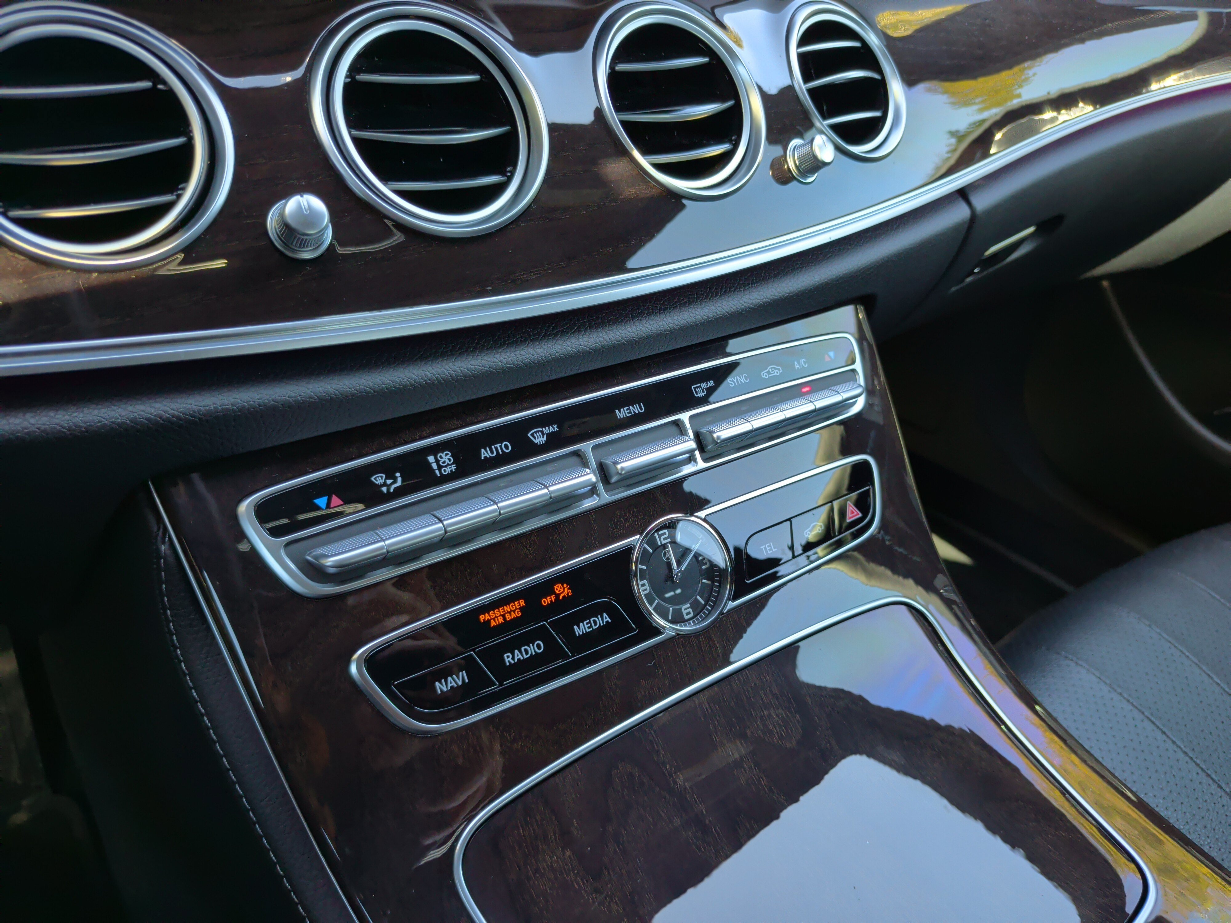 Used 2019 Mercedes-Benz E 300 image 18