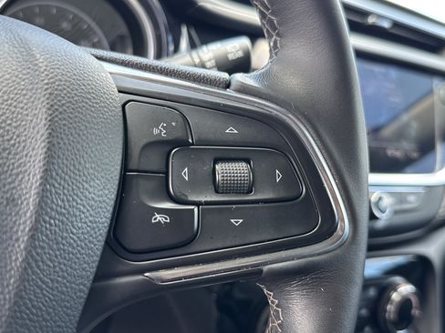 Used 2020 Buick Encore GX Preferred w/ Cold Weather Comfort Package FWD image 19