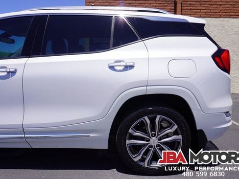 Used 2020 GMC Terrain Denali w/ Denali Premium Package FWD image 54